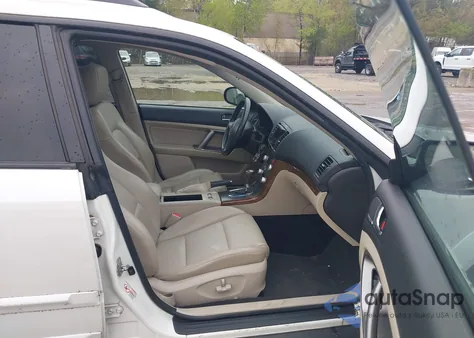 2009 Subaru Outback 2.5I Limited z USA, uszkodzony, nr VIN 4S4BP66C397335214